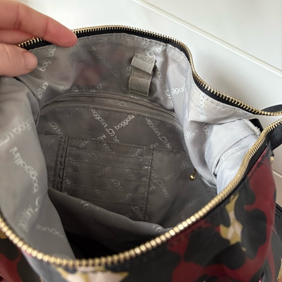 Baggallini Helsinki Scarlett Crossbody Bag Purse Camo Animal Print Nylon Gold - Picture 11 of 13